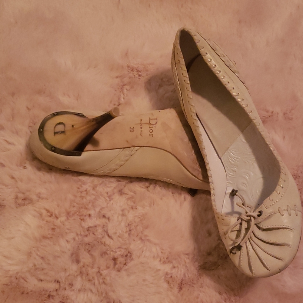 Dior heels bone color leather